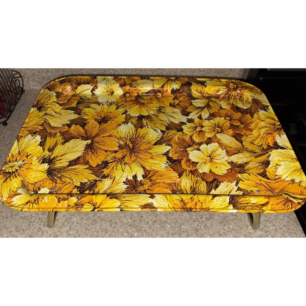 Vintage 1960s Marsh Allen "Flower Power" metal TV/lap tray 12.5 x 17”